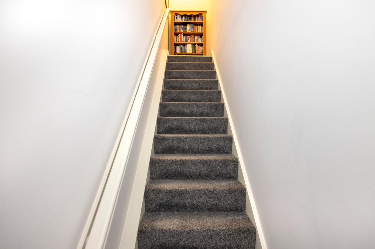 Joivy Modern Flat With Free Parking Apartment Edinburgh Exterior photo